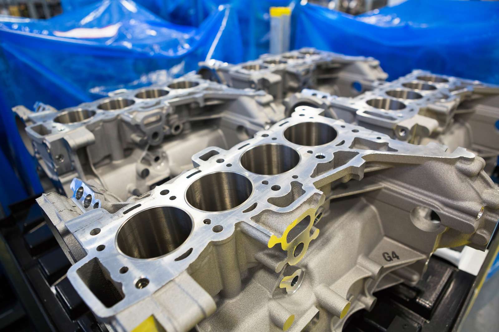 Завод двигателей Jaguar Land Rover: сто гениев в час — фото 589030