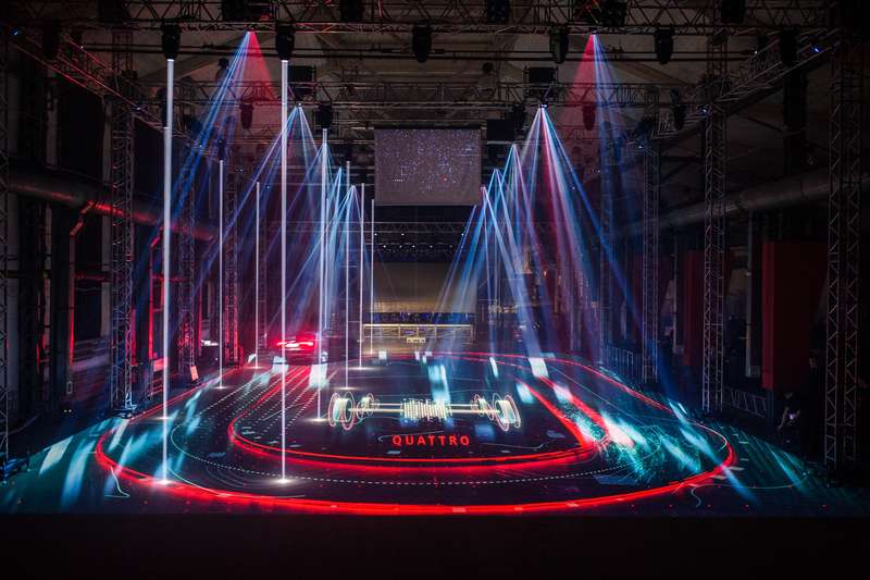 Audi отметила старт продаж А5 и S5 Coupe в России световым 3D-шоу