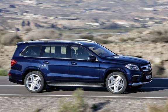 Mercedes-Benz GL-class AMG-pack side view