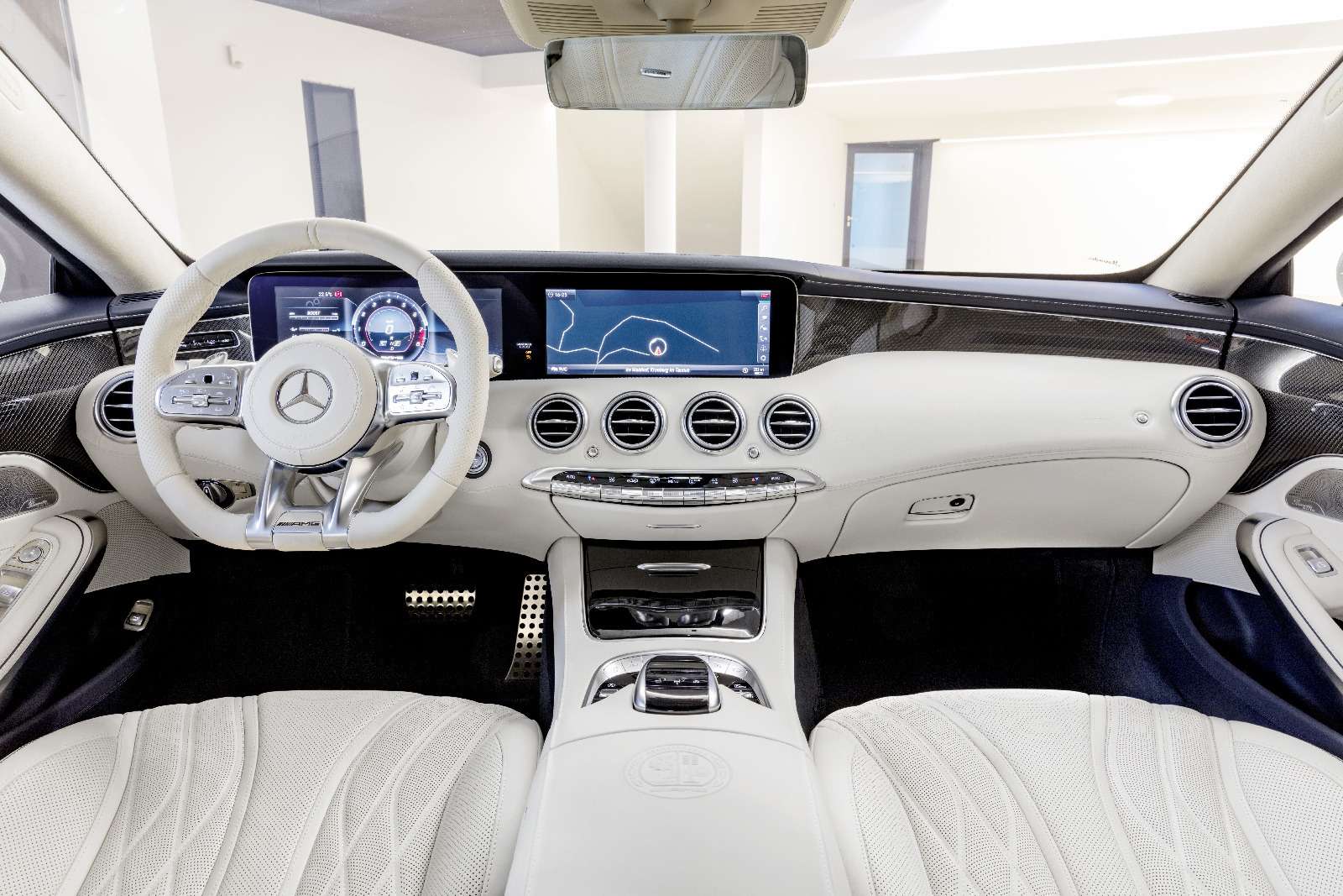Mercedes-Benz обновил свои самые крутые модели — фото 791052