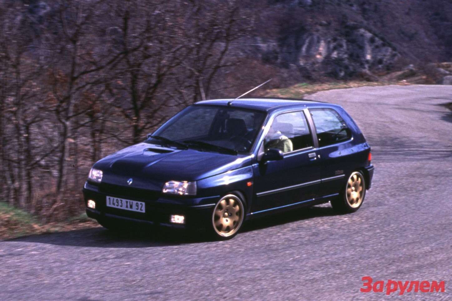 Renault Clio Williams side-front view