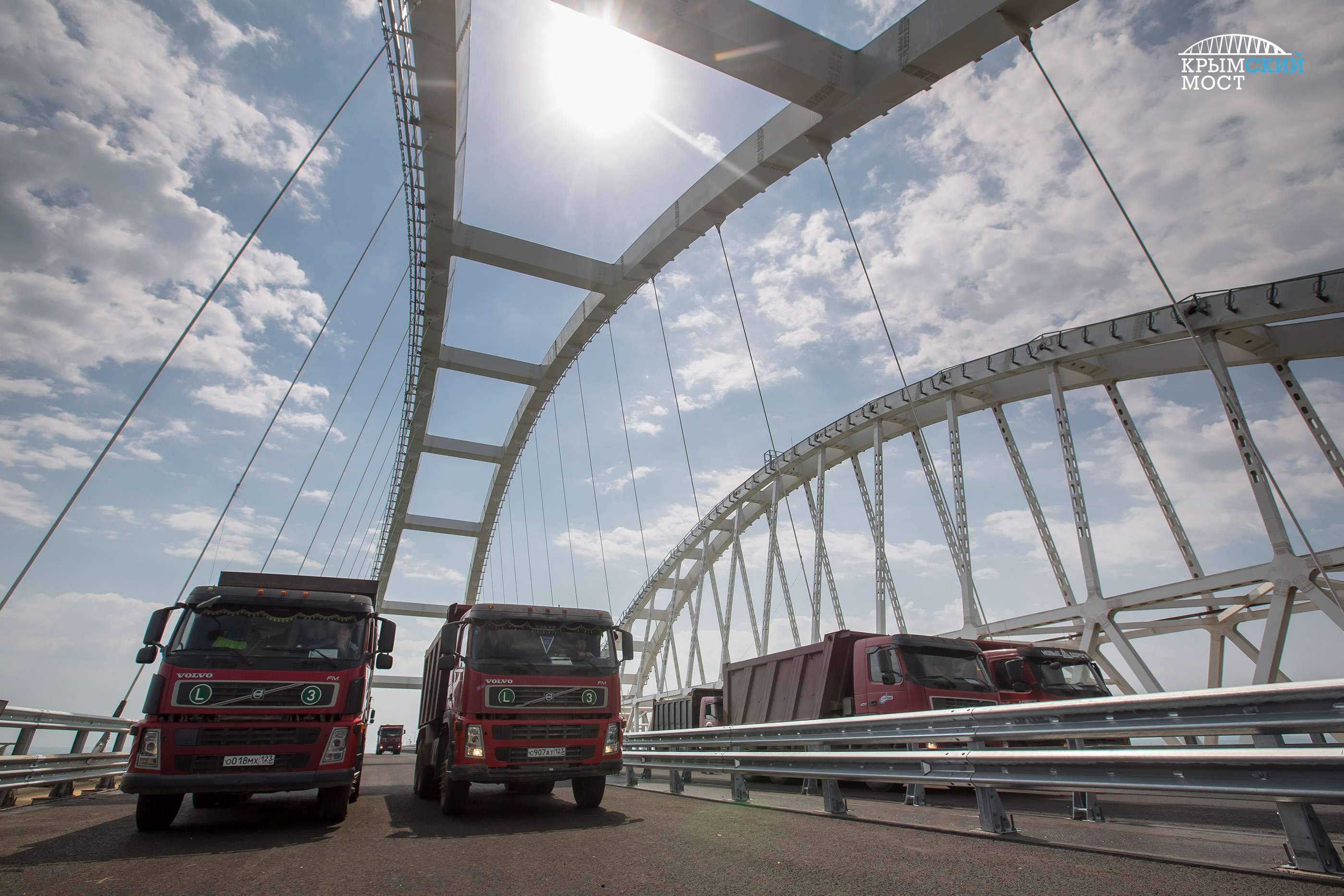 Крымский мост прошел официальные испытания. Скоро поедем! — фото 866050