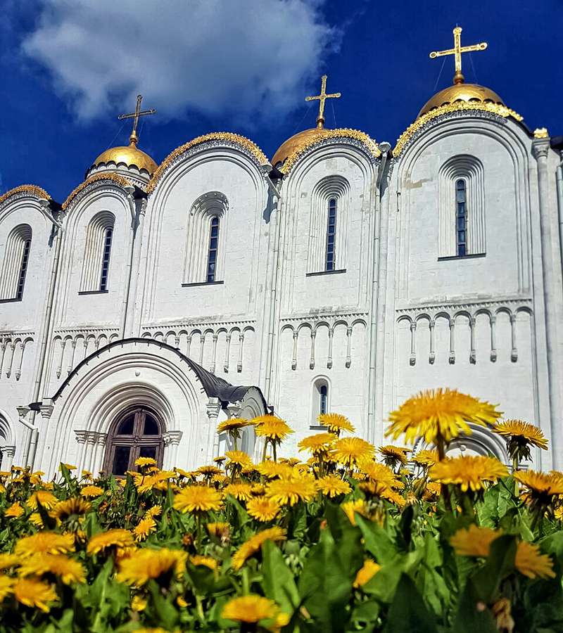 Путешествие во Владимир: шотландский замок, католический собор и средневековая кузня