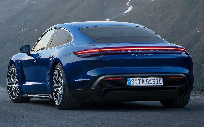 Porsche, как удар током — представлен новый Taycan