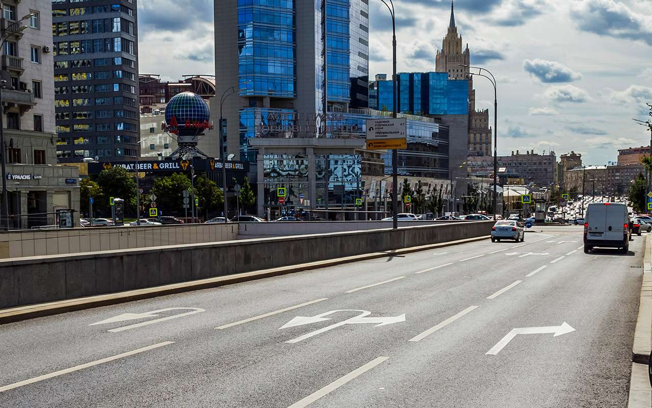 15 ловушек для водителей ЗР нашел на улицах Москвы. Найдите больше! — фото 900084