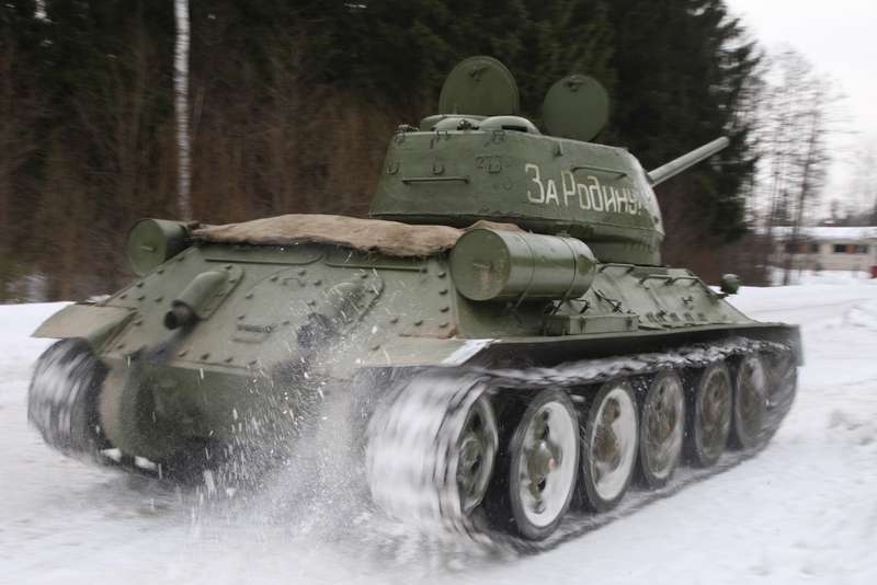 Танк Т-34: огнем и маневром