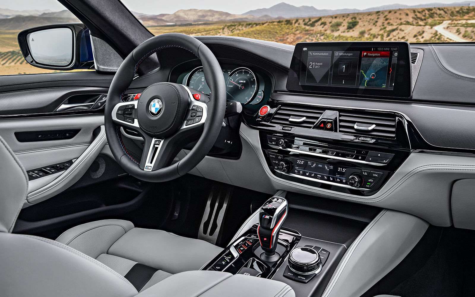 Новый BMW M5: спортседан на каждый день (и для дрифта) — фото 786414