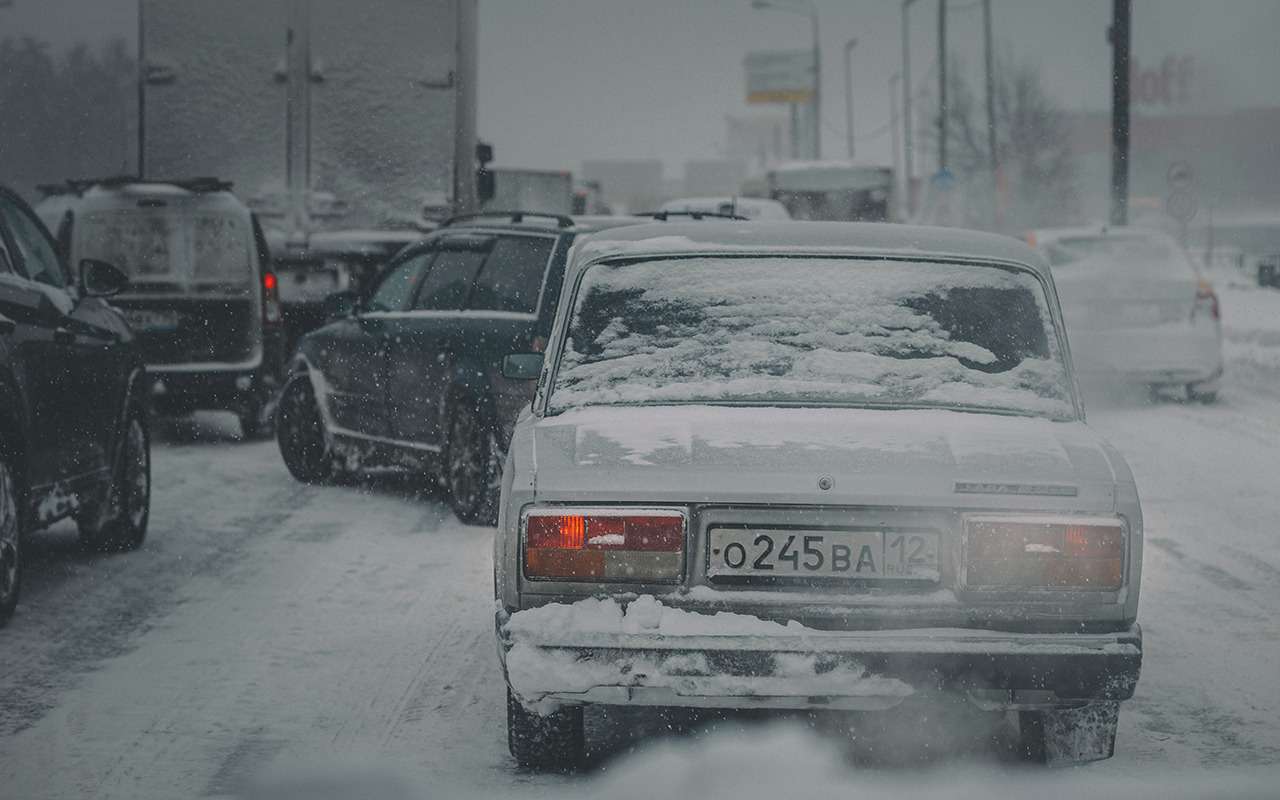 ДТП с маршруткой в Москве: водителю стало плохо